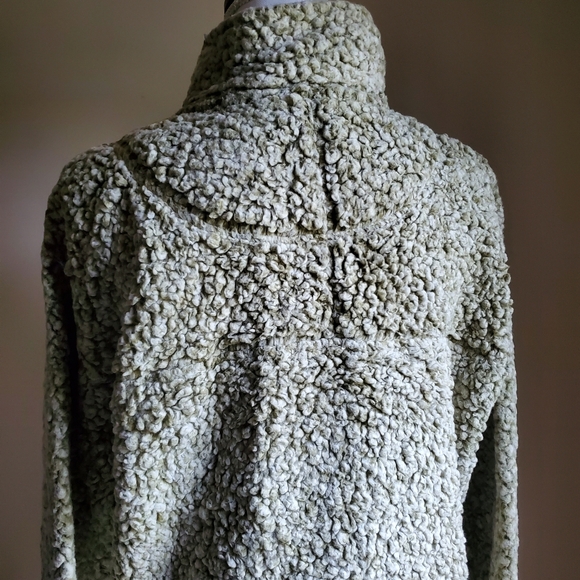 True Grit pullover - Picture 3 of 4